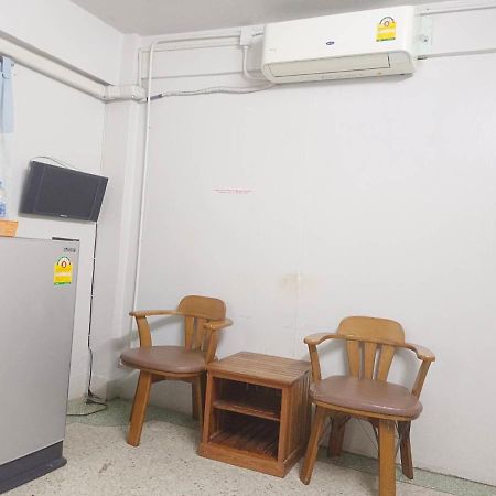 ห้องพักสุขสบายวังหลัง بانكوك المظهر الخارجي الصورة